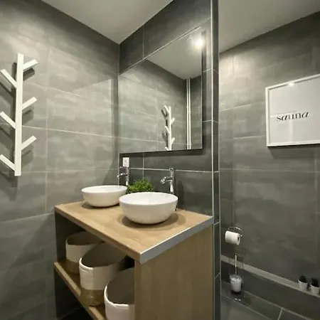 Saint Mathieu 5 Minutes Du Port Et Gare Wifi 10minutes Toulon