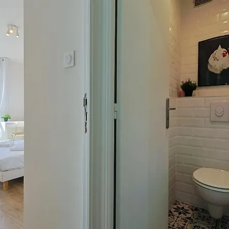 Saint Mathieu 5 Minutes Du Port Et Gare Wifi 10minutes Toulon