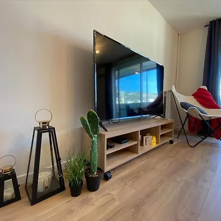 Apartamento Saint Mathieu 5 Minutes Du Port Et Gare Wifi 10minutes Toulon