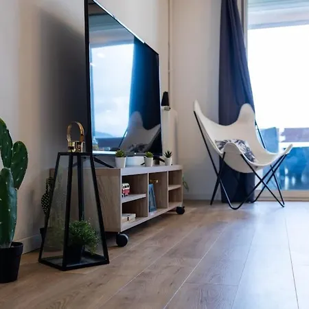 Saint Mathieu 5 Minutes Du Port Et Gare Wifi 10minutes